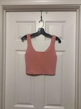 Abound Ribbed Scoop Crop Tank - Peach